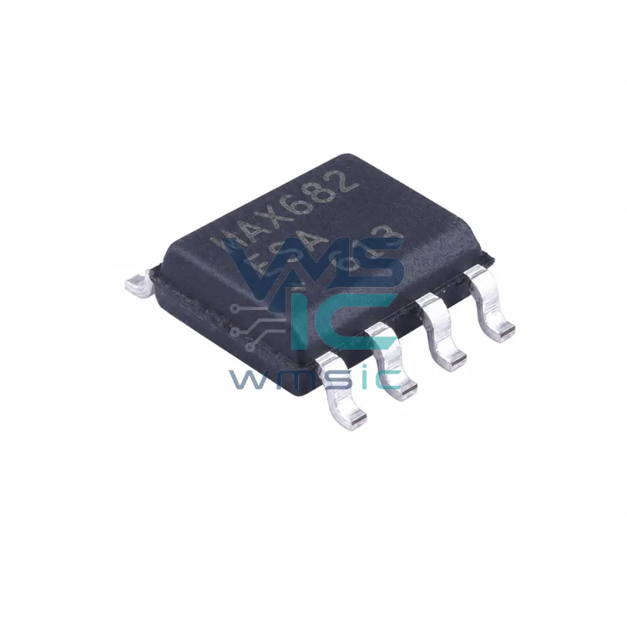 MAX682ESA+ 3.3V Input to Regulated 5V Output Charge Pump MAX682ESA SOIC-8