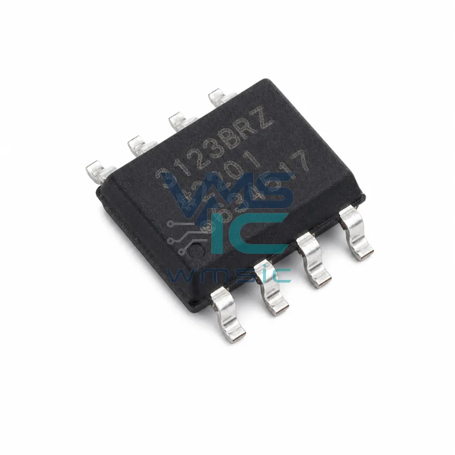ADUM3123BRZ Isolated Precision Gate Driver 4.0A Output ADUM3123BRZ SOIC-8